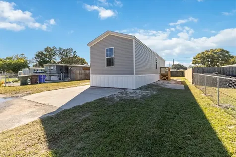 2003 Oak Street St Cloud FL 34769
