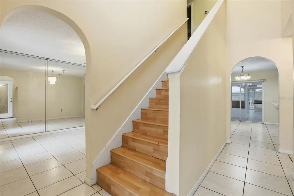 310 Dagama Court Kissimmee FL 34758