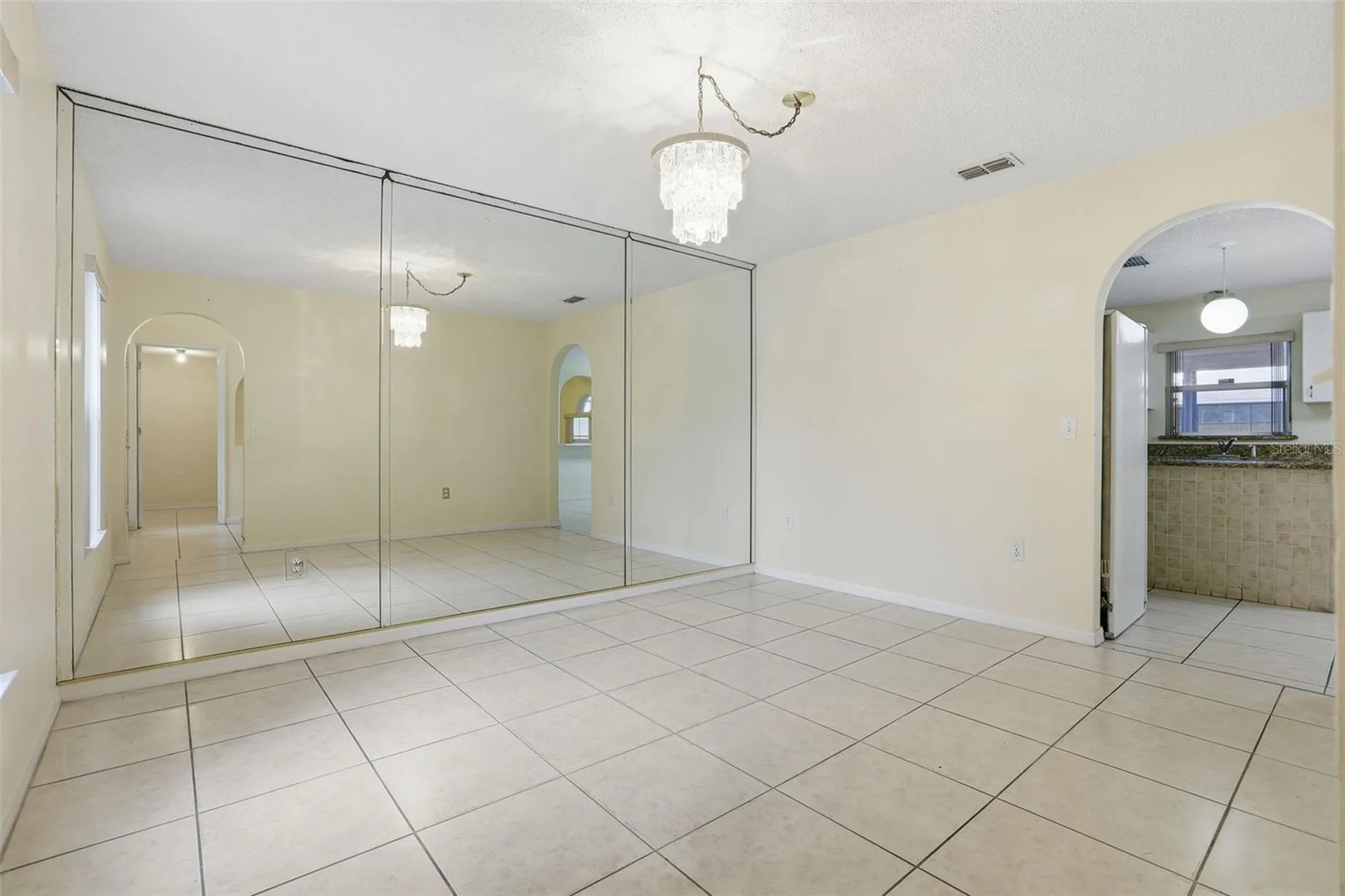 310 Dagama Court Kissimmee FL 34758