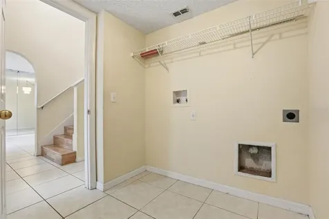 310 Dagama Court Kissimmee FL 34758