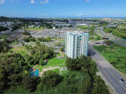 505 Condo. Torres De Carolina Carolina PR 00987