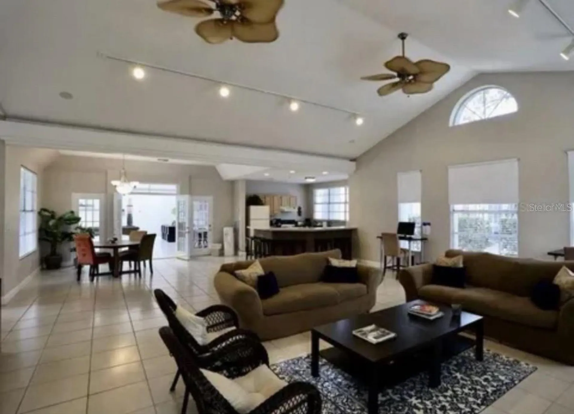 3827 Bay Club Circle Kissimmee FL 34741