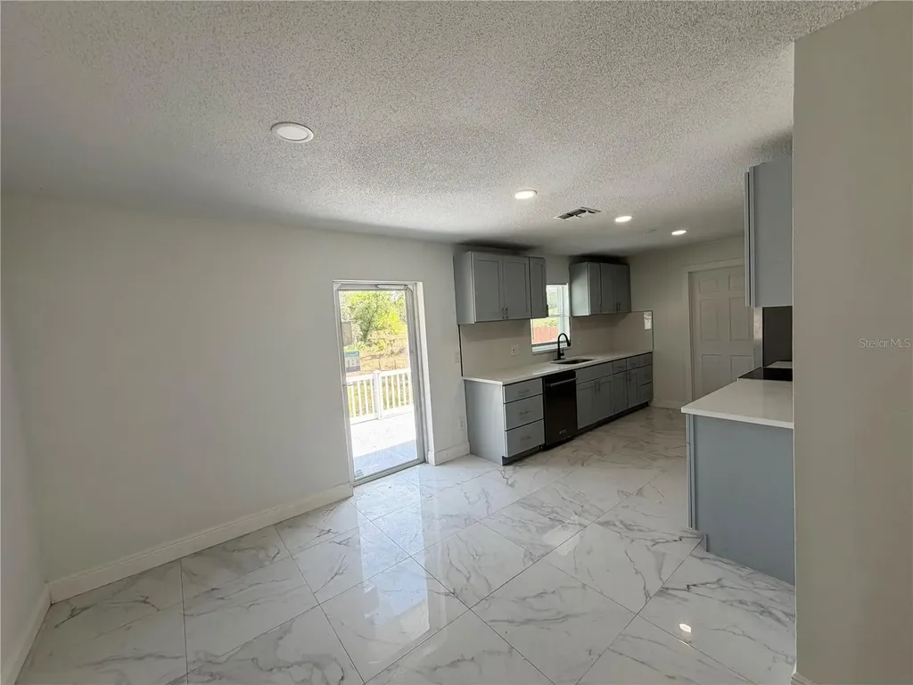 3207 Chariot Place Orlando FL 32818