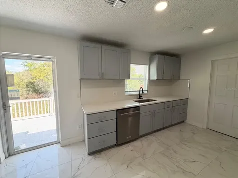 3207 Chariot Place Orlando FL 32818