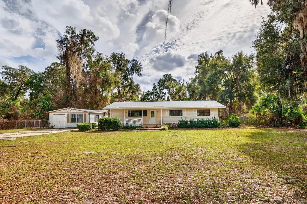 4400 NE 139th Lane Anthony FL 32617