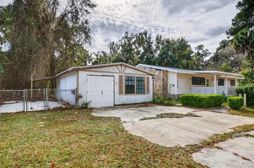 4400 NE 139th Lane Anthony FL 32617