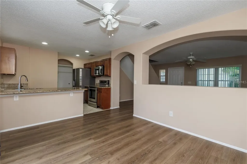 1112 Timberbend Circle Orlando FL 32824