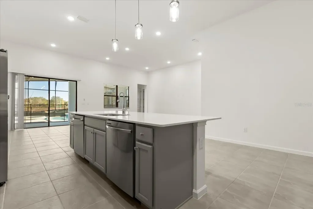 11073 Moray Bay Avenue Orlando FL 32821