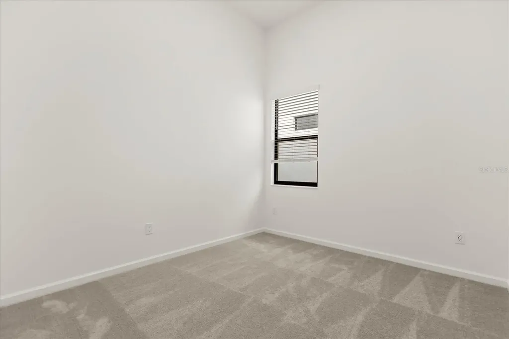 11073 Moray Bay Avenue Orlando FL 32821
