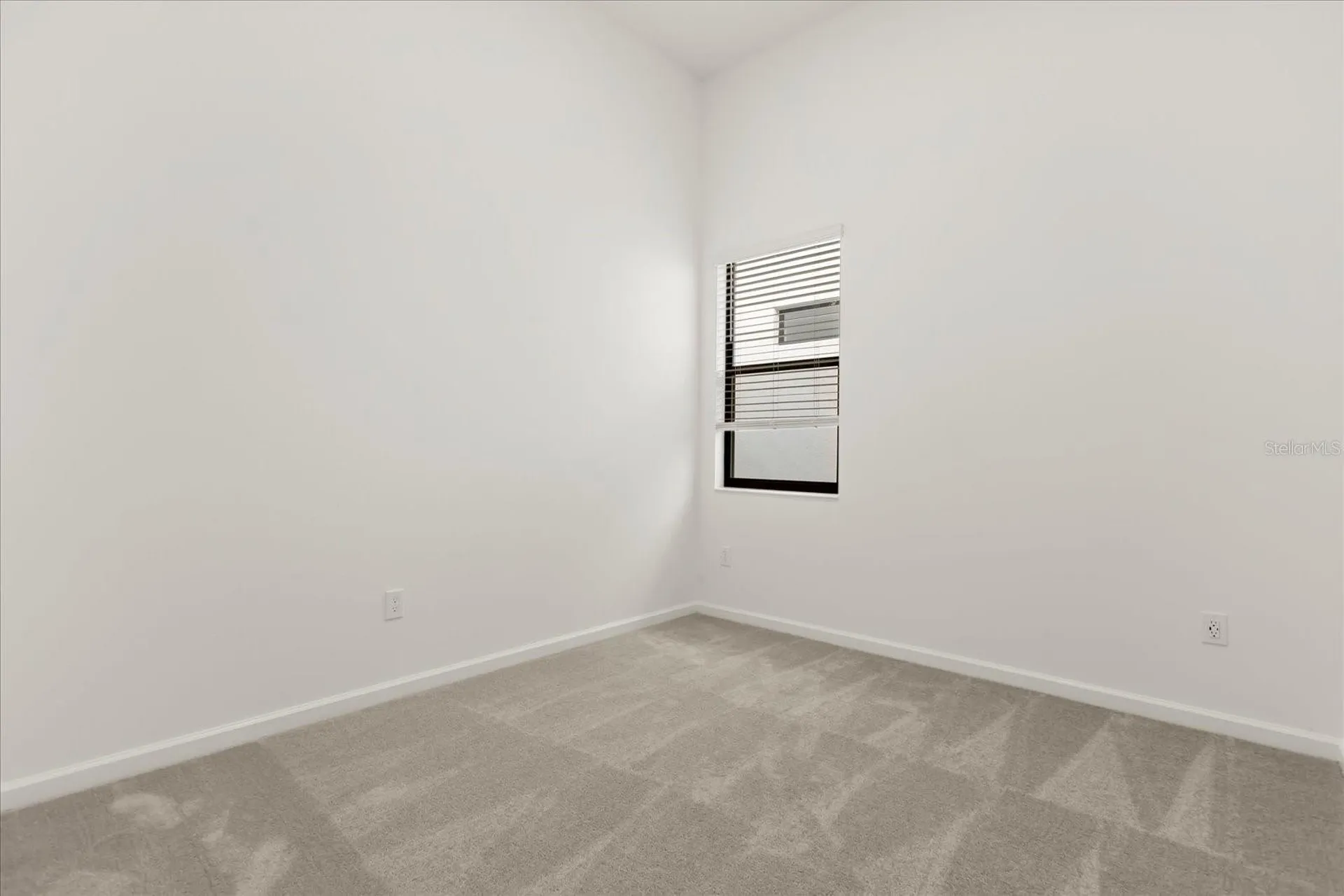 11073 Moray Bay Avenue Orlando FL 32821