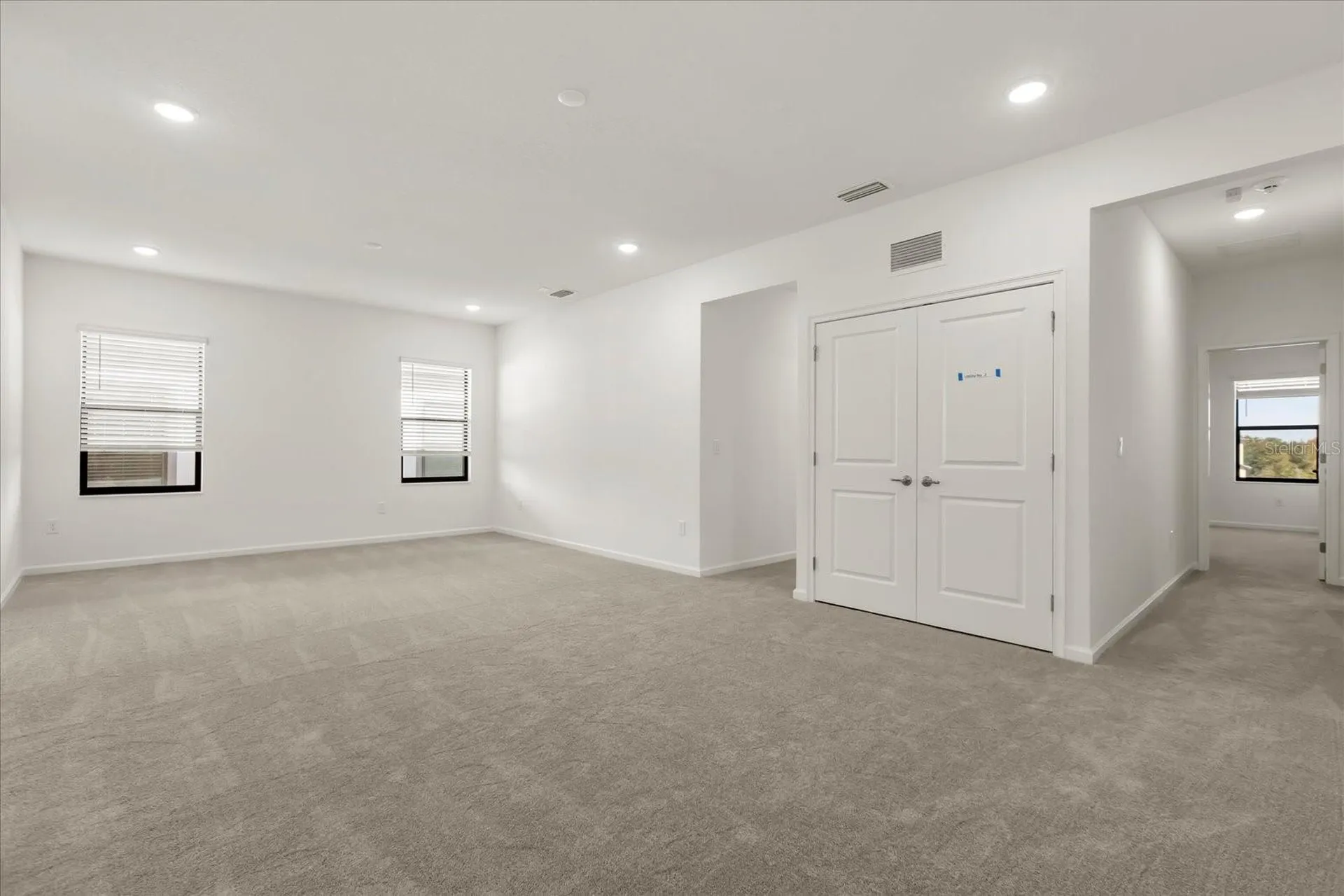 11073 Moray Bay Avenue Orlando FL 32821