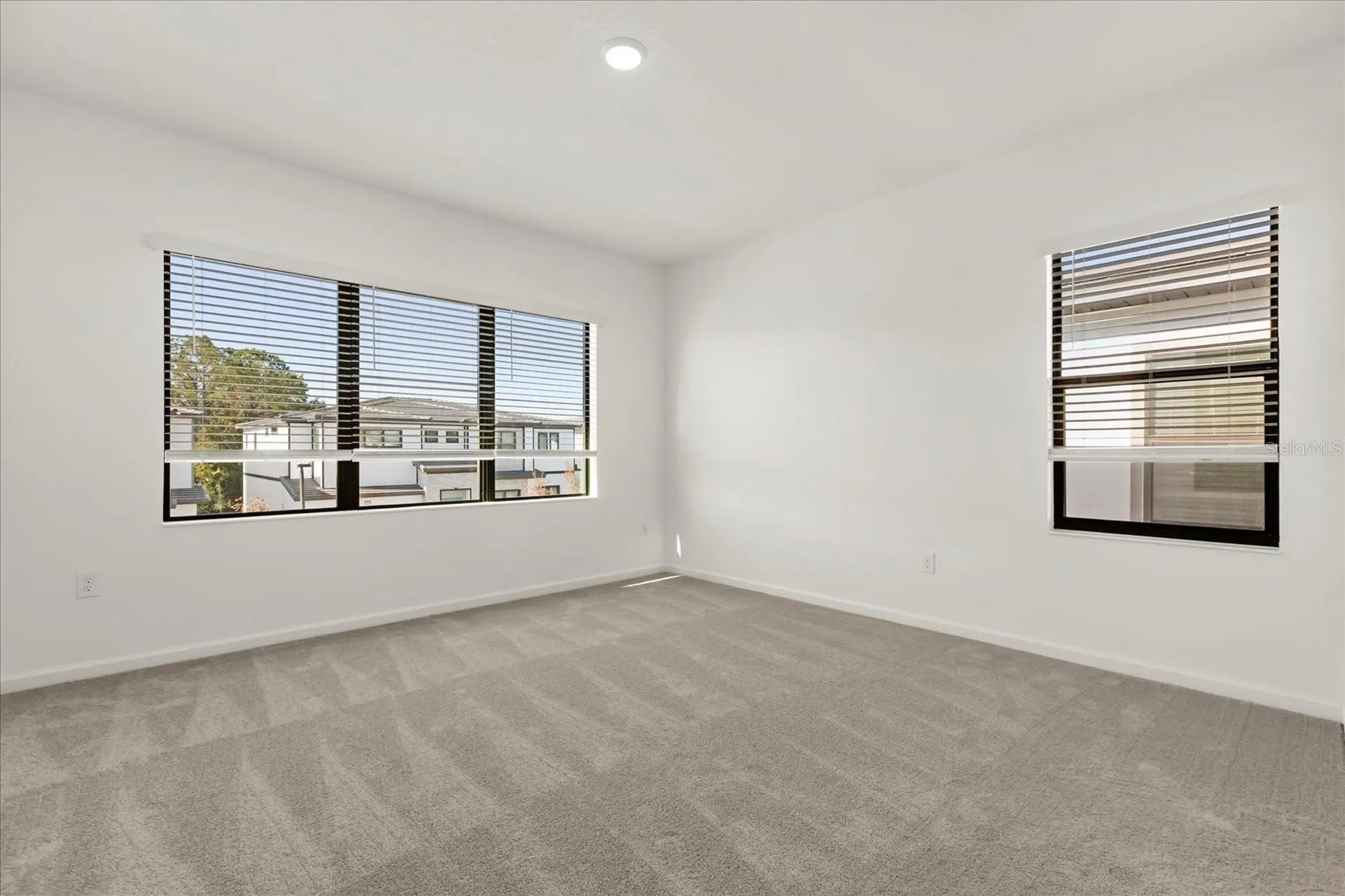 11073 Moray Bay Avenue Orlando FL 32821