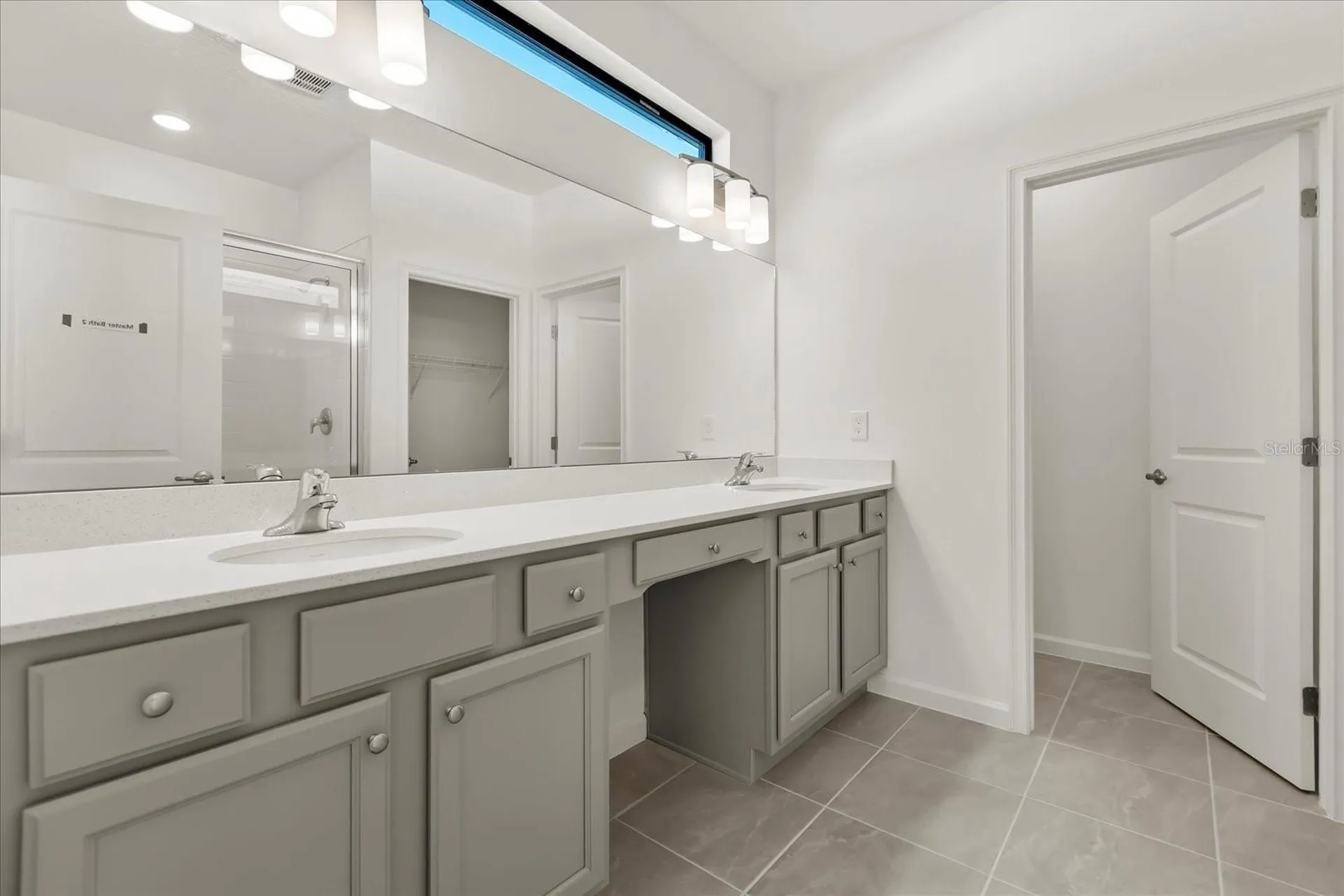 11073 Moray Bay Avenue Orlando FL 32821