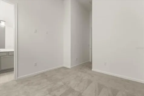 11073 Moray Bay Avenue Orlando FL 32821