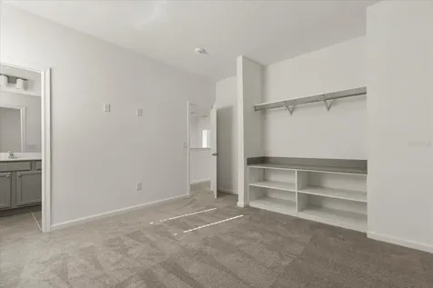 11073 Moray Bay Avenue Orlando FL 32821