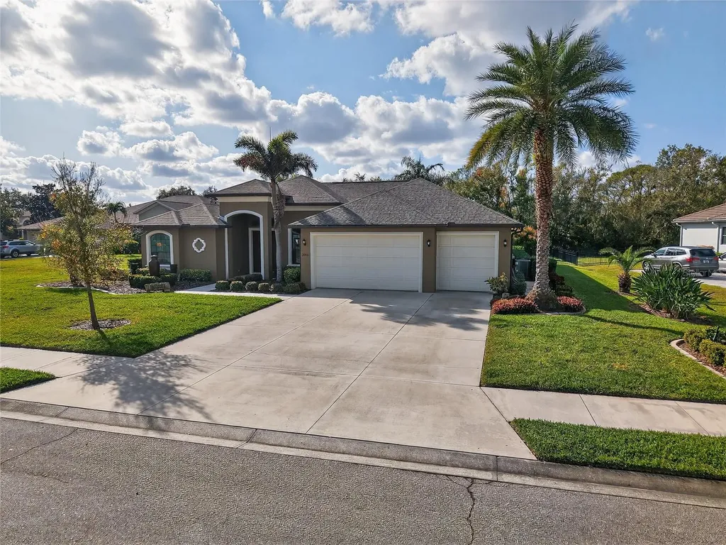 2006 148th Court East Bradenton FL 34212