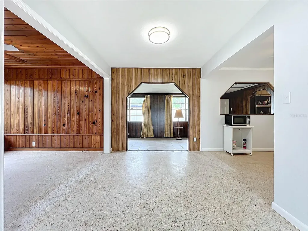 2877 Michigan Street Sarasota FL 34237