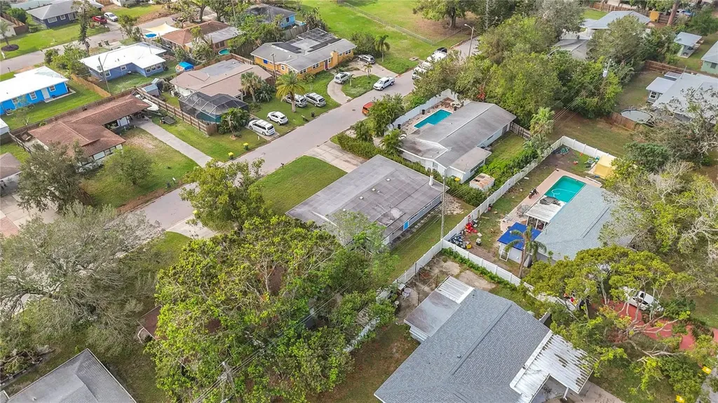 2877 Michigan Street Sarasota FL 34237