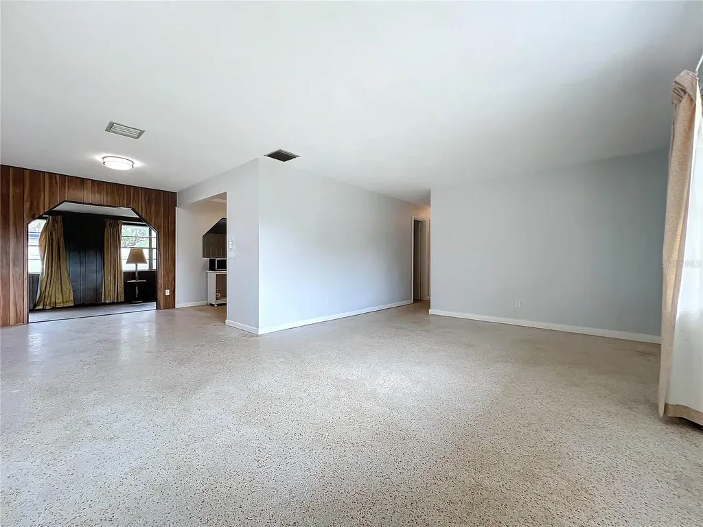 2877 Michigan Street Sarasota FL 34237