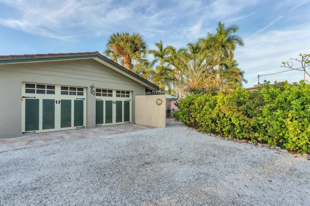 202 Pocono Trail E Nokomis FL 34275