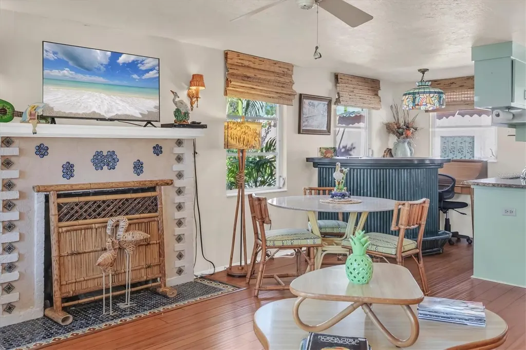 202 Pocono Trail E Nokomis FL 34275