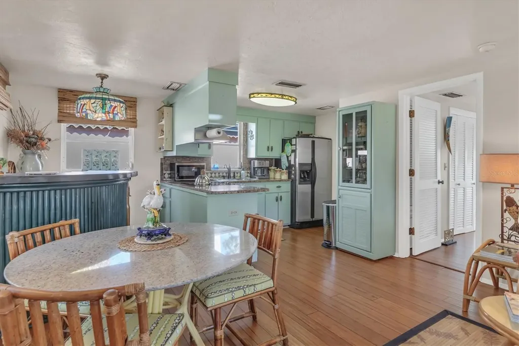202 Pocono Trail E Nokomis FL 34275