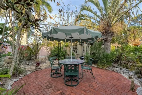 202 Pocono Trail E Nokomis FL 34275