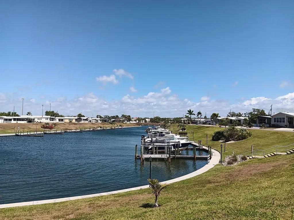 638 Leisure Venice FL 34285