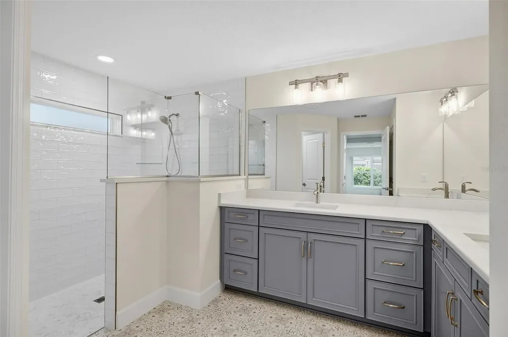 15 Eric Drive Palm Coast FL 32164