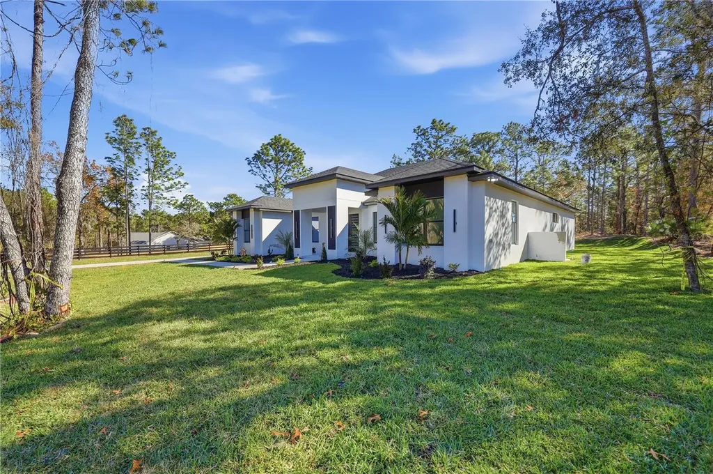1349 Cr 243 A Wildwood FL 34785