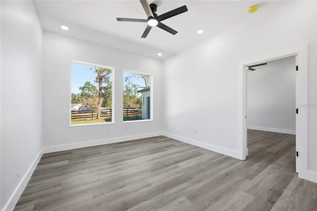 1349 Cr 243 A Wildwood FL 34785