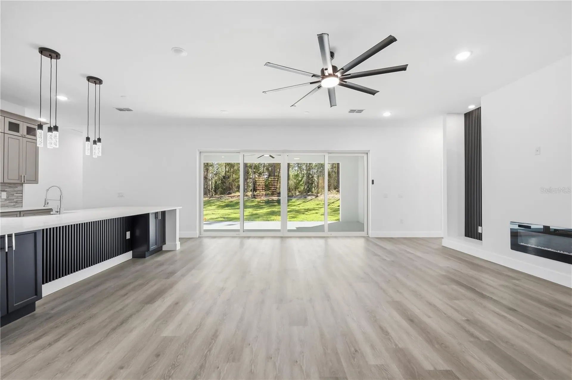 1349 Cr 243 A Wildwood FL 34785