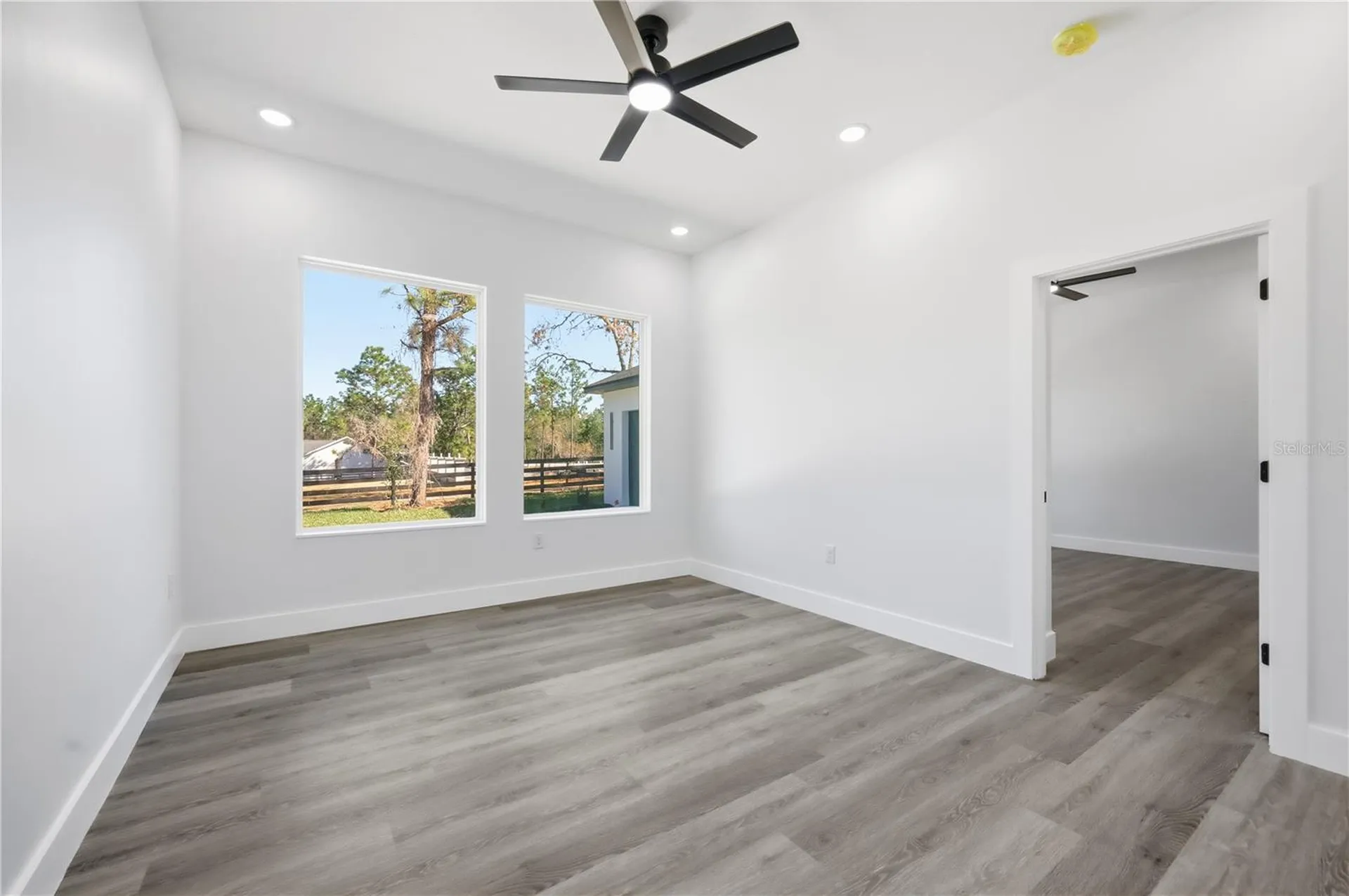 1349 Cr 243 A Wildwood FL 34785
