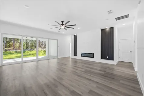 1349 Cr 243 A Wildwood FL 34785