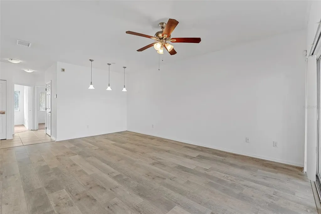495 Las Cortes Lane Orlando FL 32824