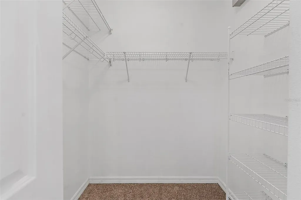 495 Las Cortes Lane Orlando FL 32824