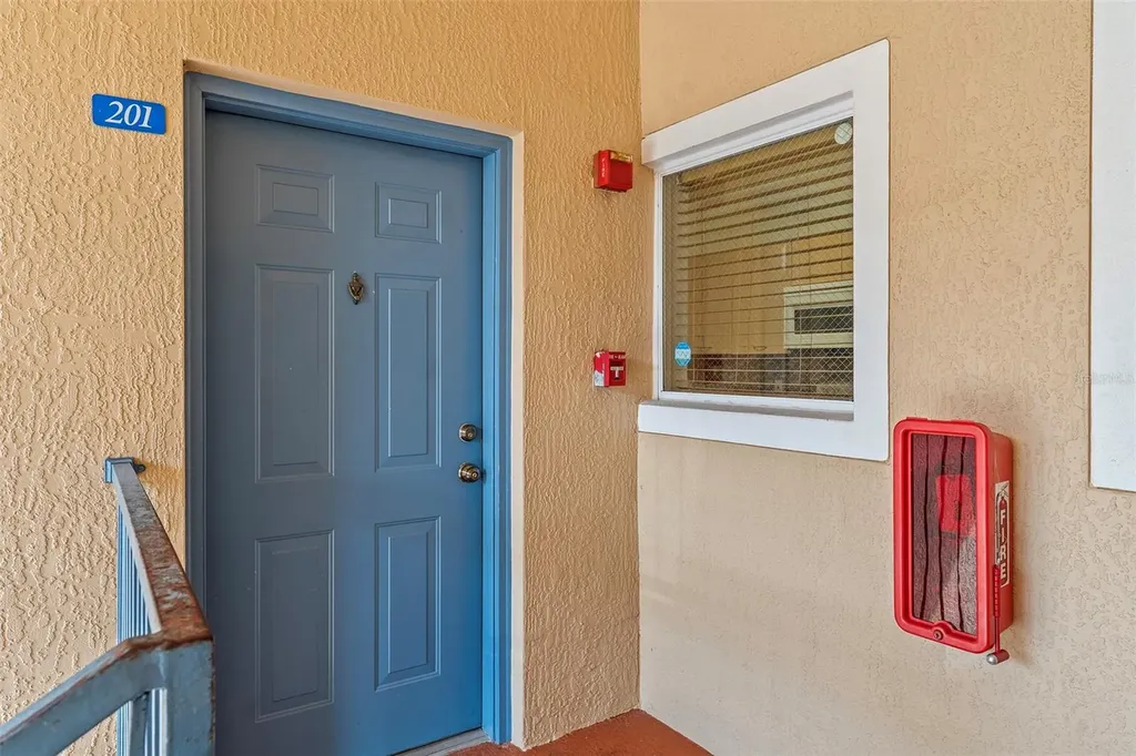 495 Las Cortes Lane Orlando FL 32824