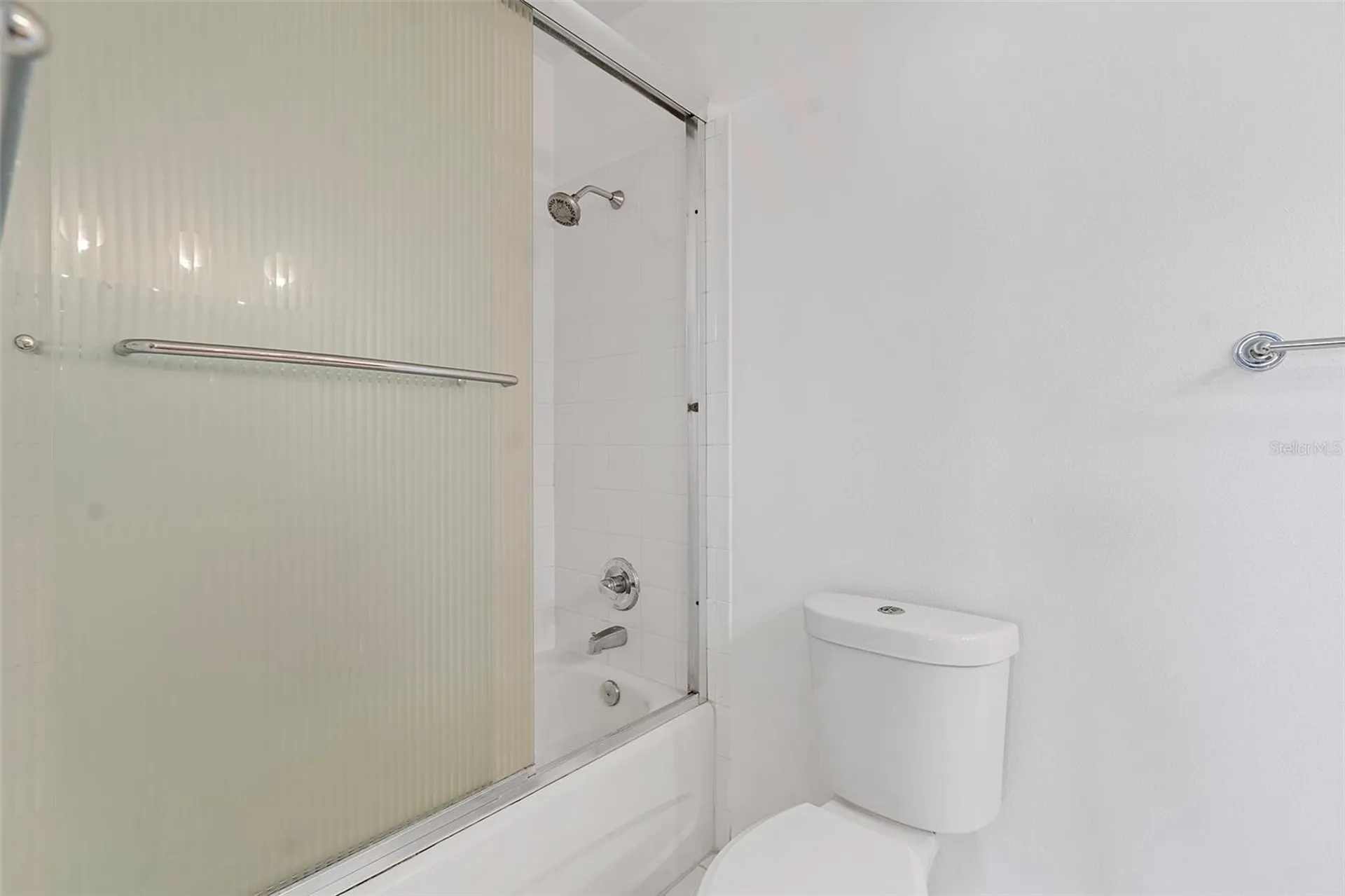 495 Las Cortes Lane Orlando FL 32824