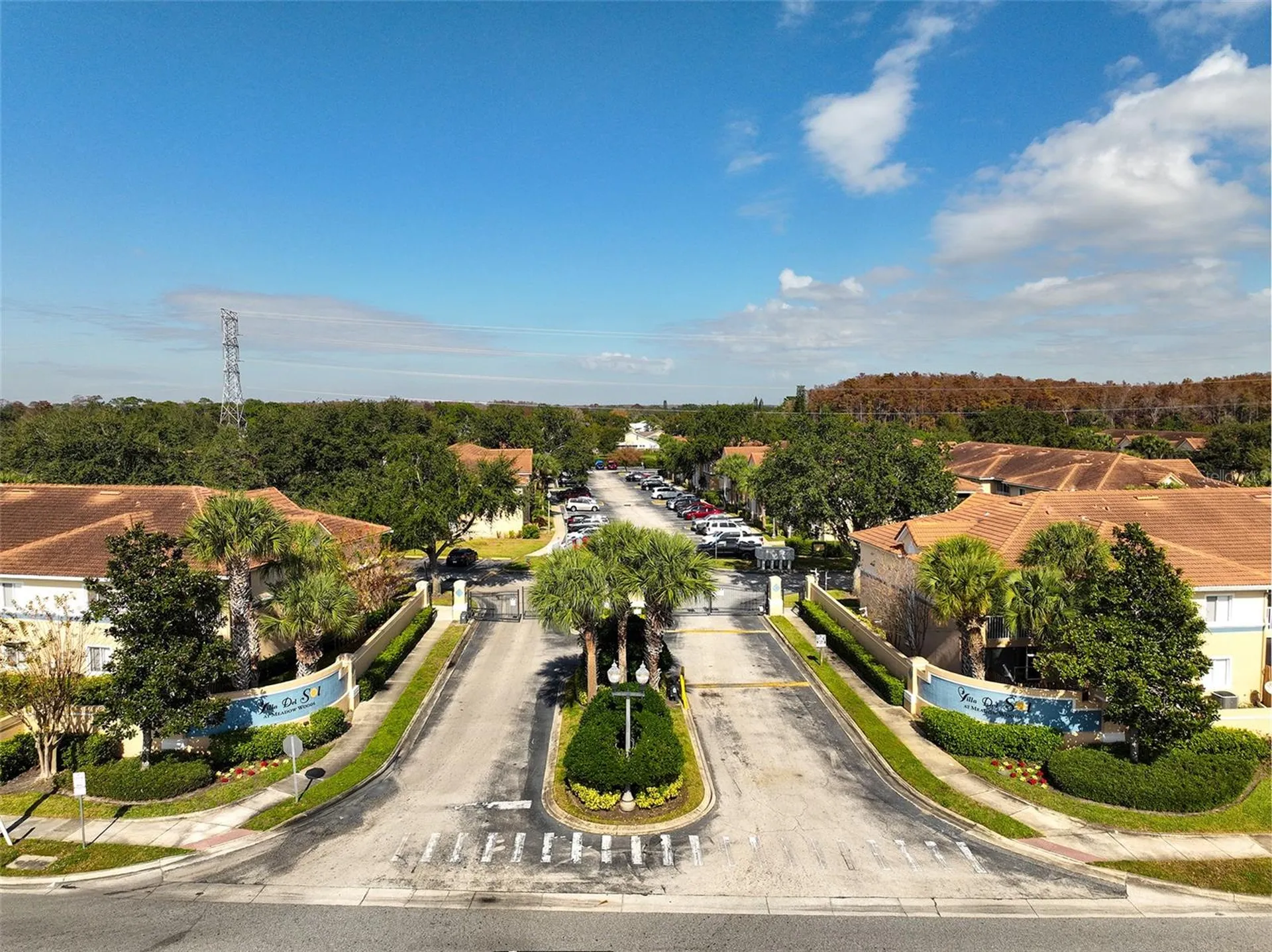 495 Las Cortes Lane Orlando FL 32824