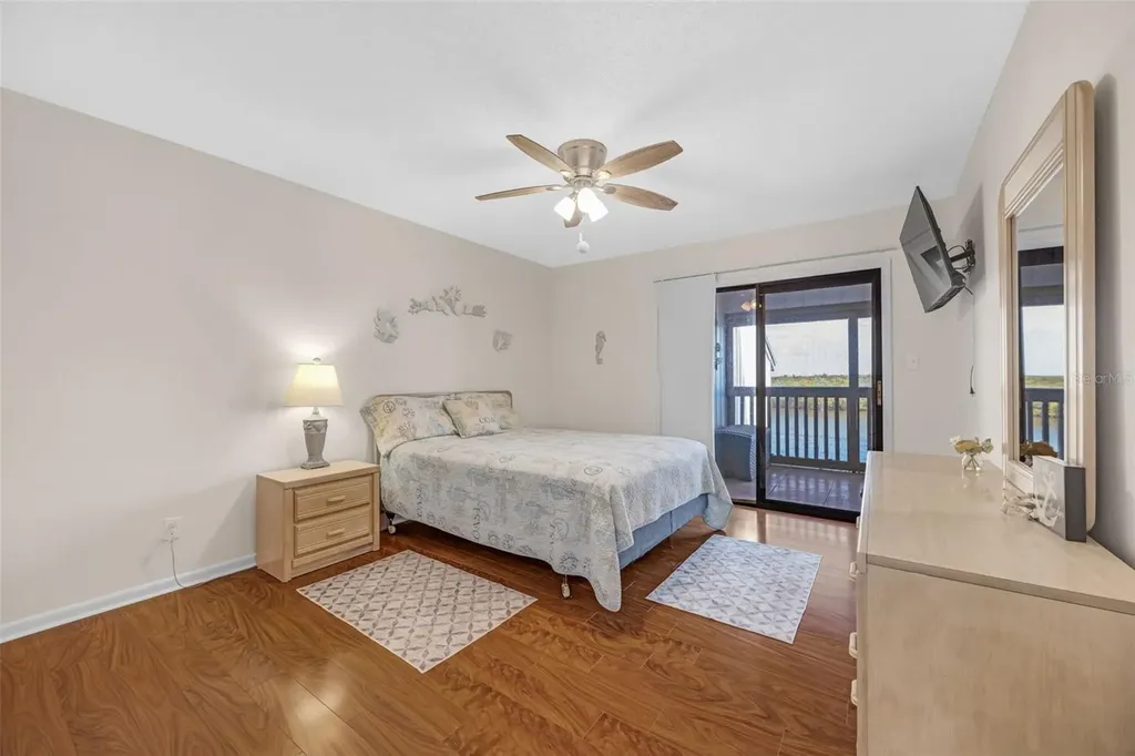 803 Bahia Del Sol Drive Ruskin FL 33570