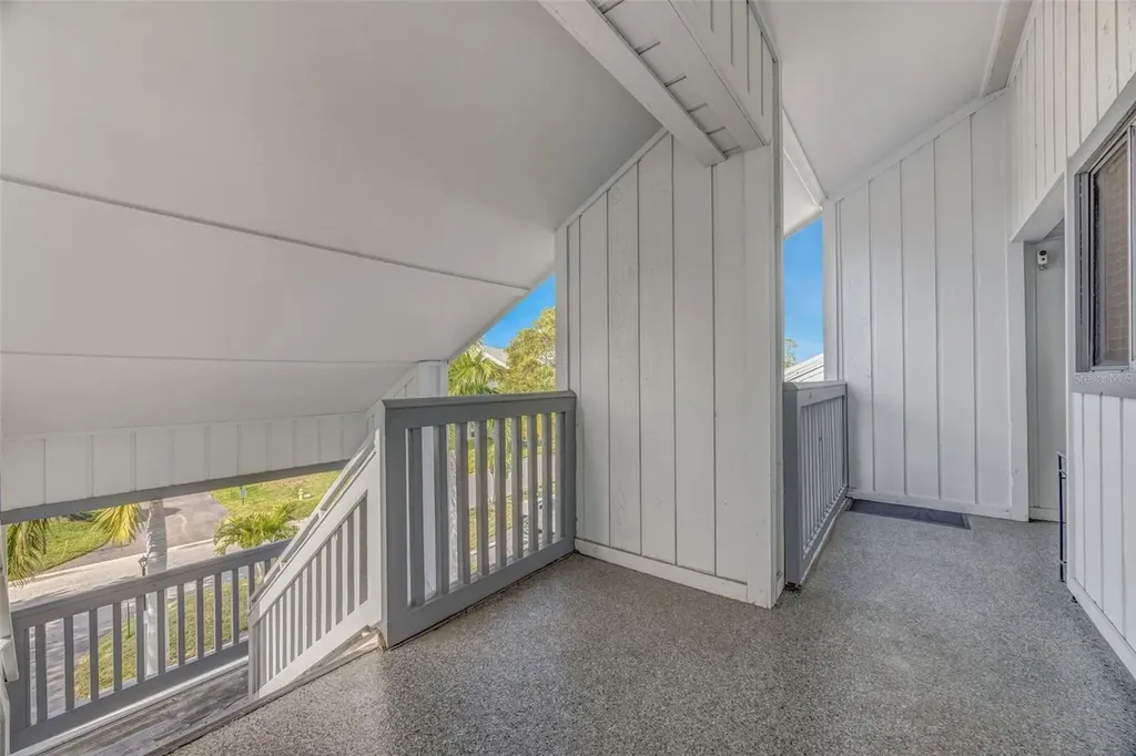 803 Bahia Del Sol Drive Ruskin FL 33570