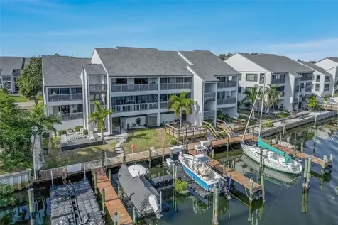 803 Bahia Del Sol Drive Ruskin FL 33570