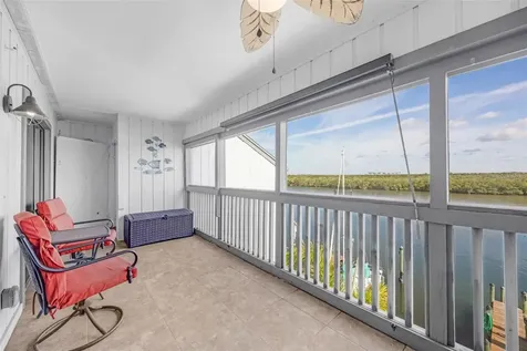 803 Bahia Del Sol Drive Ruskin FL 33570