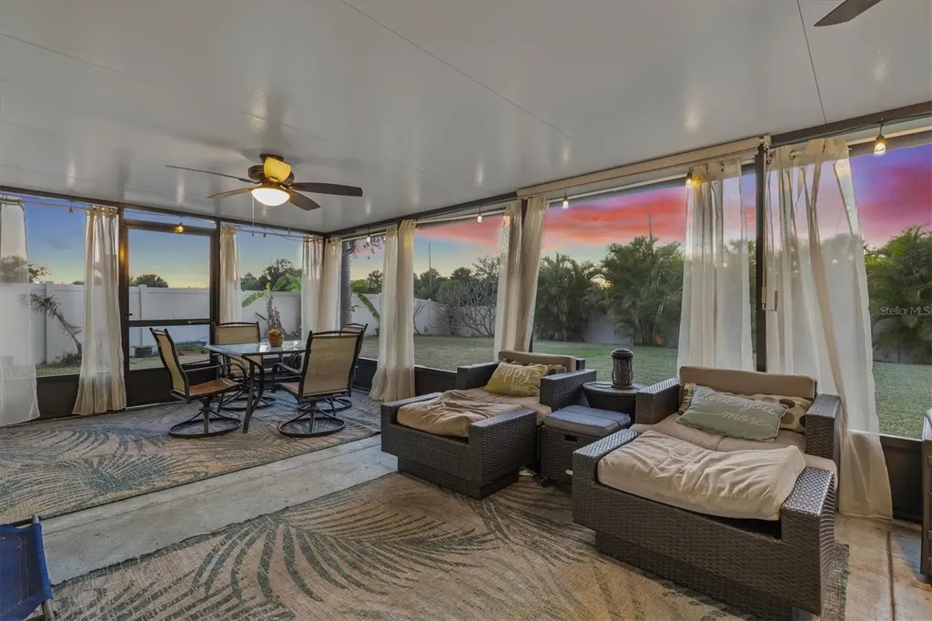 5213 Moon Shell Drive Apollo Beach FL 33572