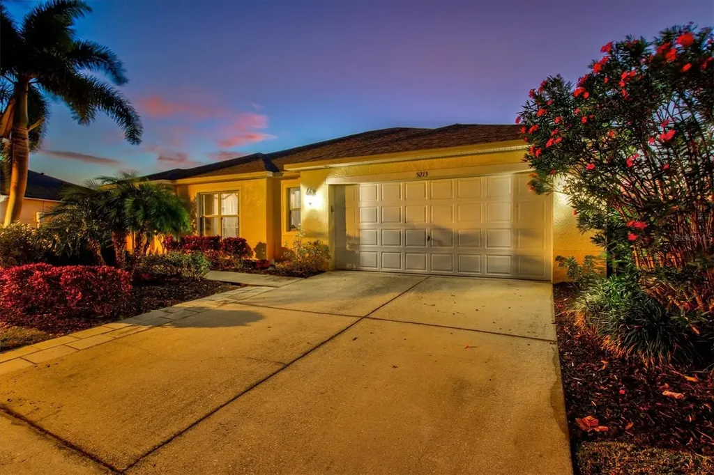 5213 Moon Shell Drive Apollo Beach FL 33572