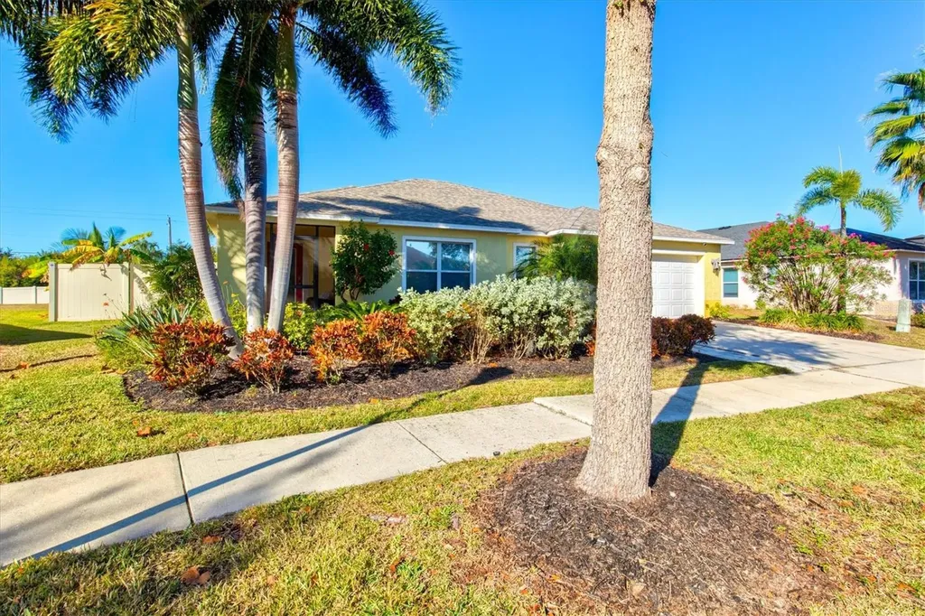 5213 Moon Shell Drive Apollo Beach FL 33572