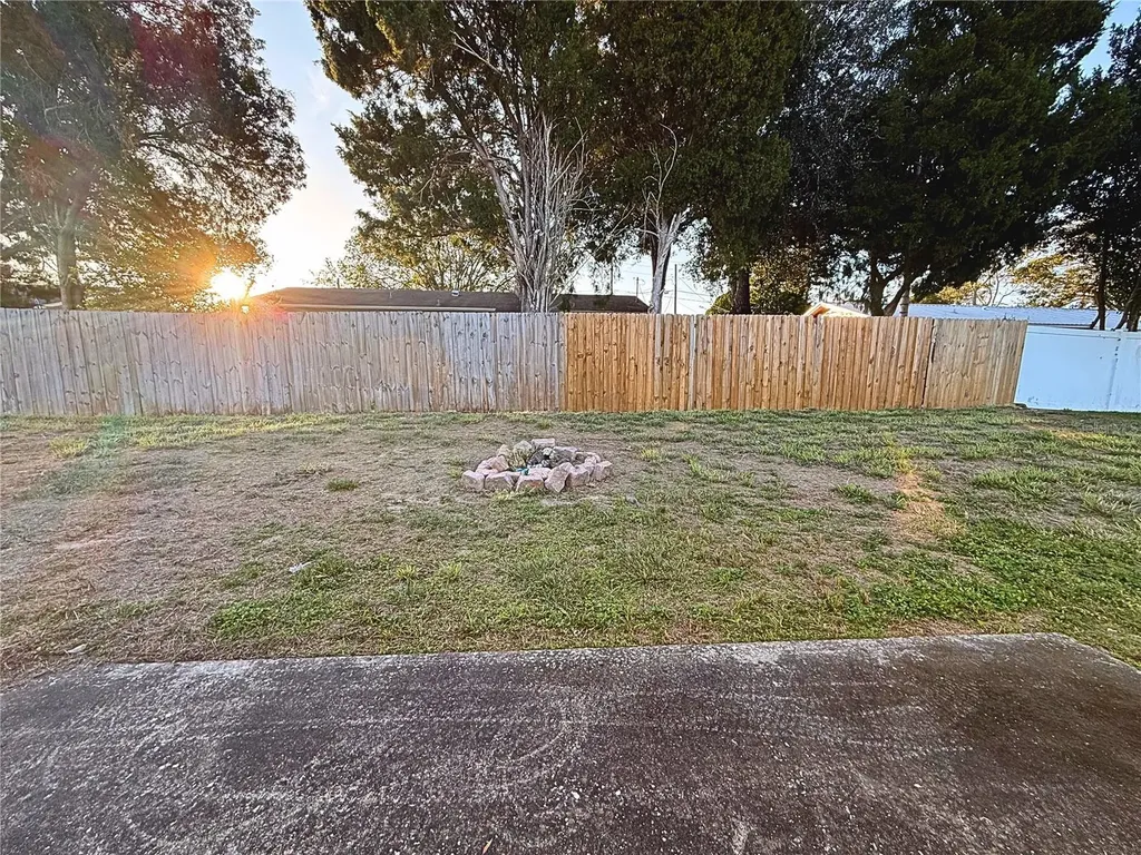 926 Everett Street Lake Alfred FL 33850
