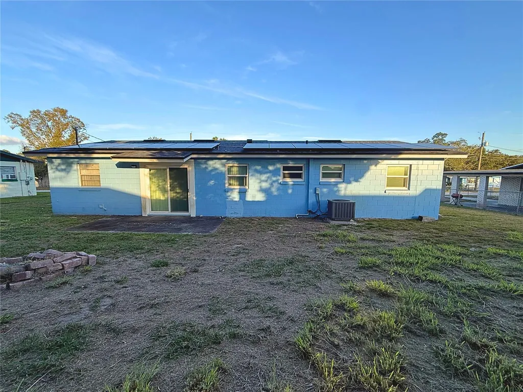 926 Everett Street Lake Alfred FL 33850