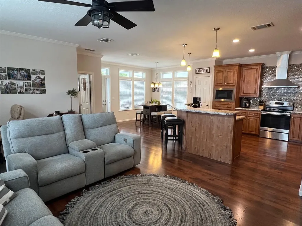 124 Pindo Palm Street W Largo FL 33770