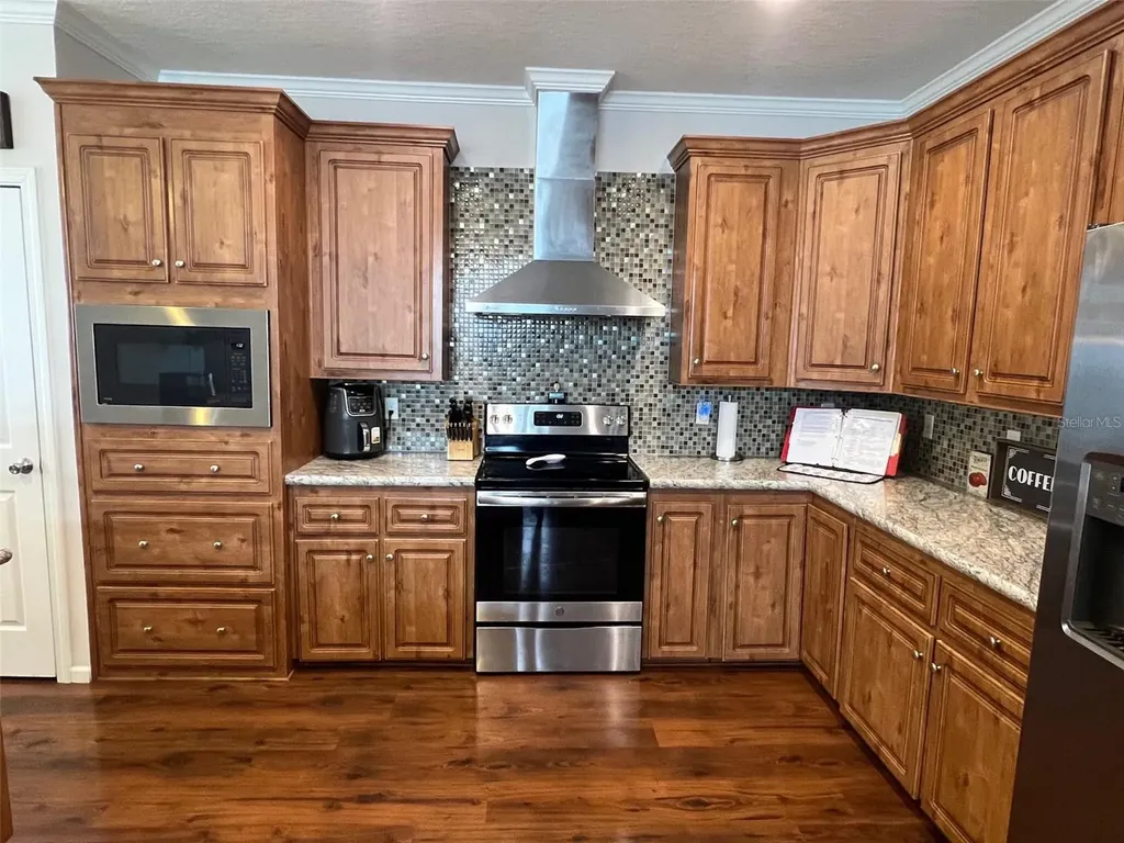 124 Pindo Palm Street W Largo FL 33770